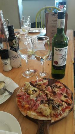 Piza E Vino