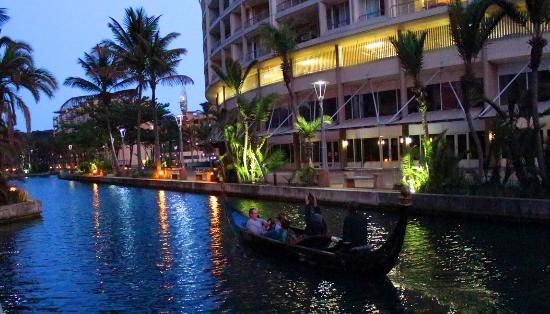 Zulumoon Gondolas